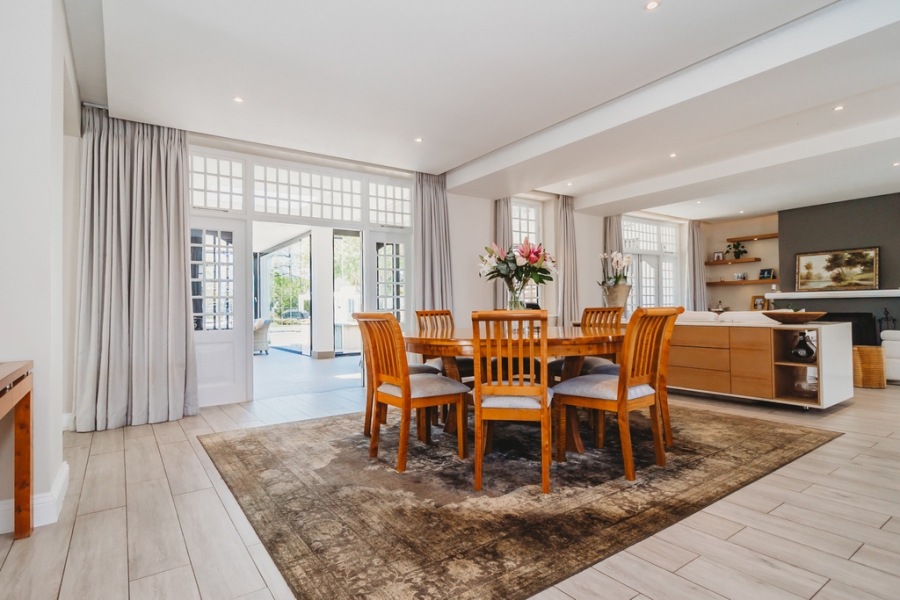 5 Bedroom Property for Sale in Glenwood Western Cape